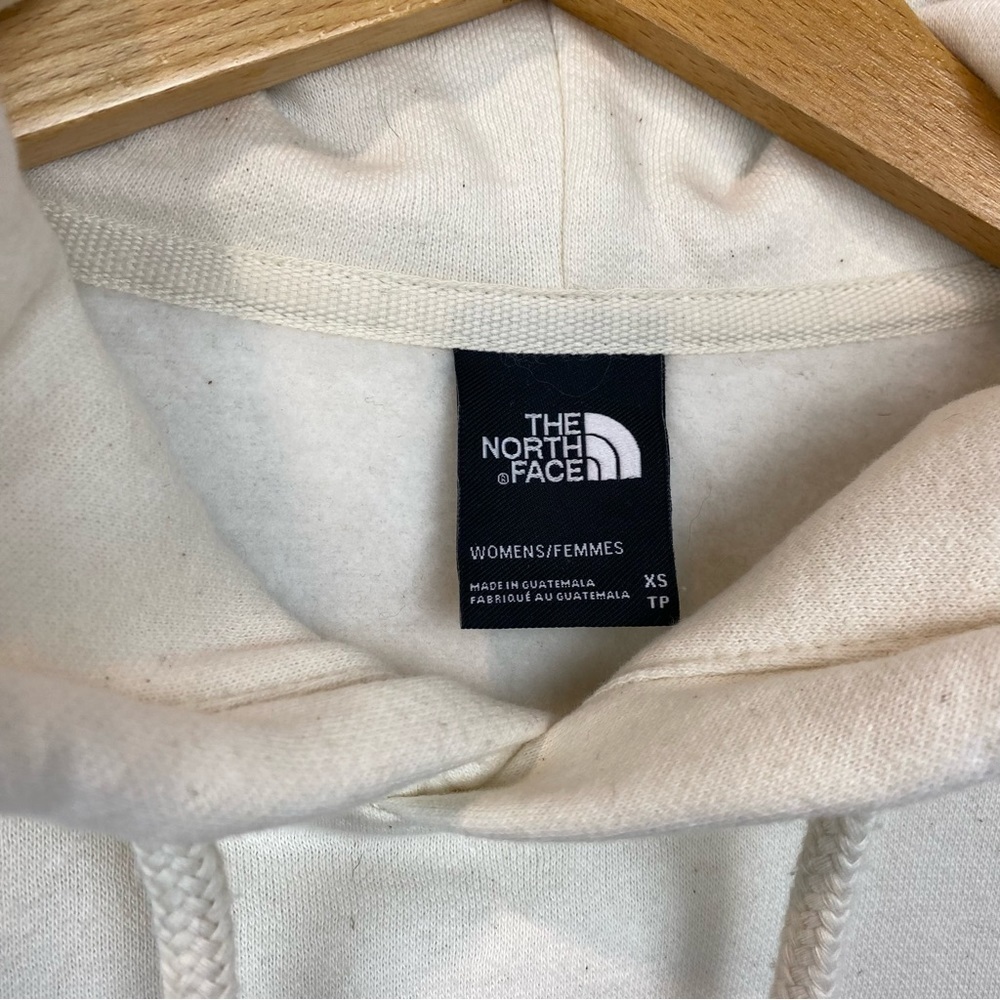 THE North Face • Earth Day Hoodie - Picture 10 of 12